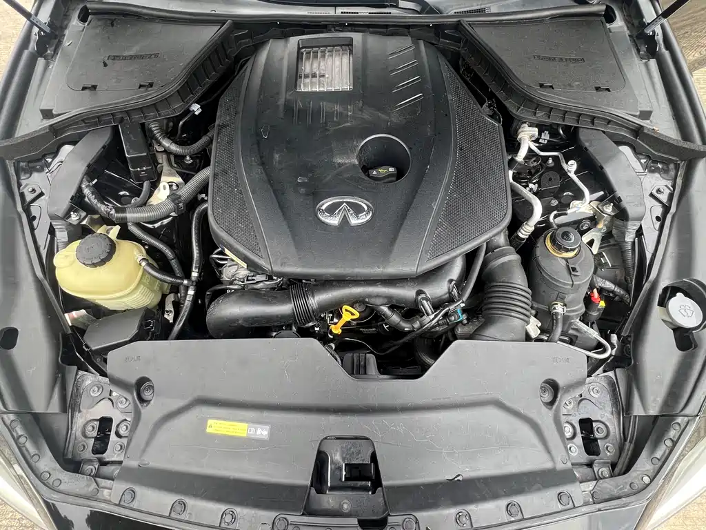 Infiniti Q50L — фото 14