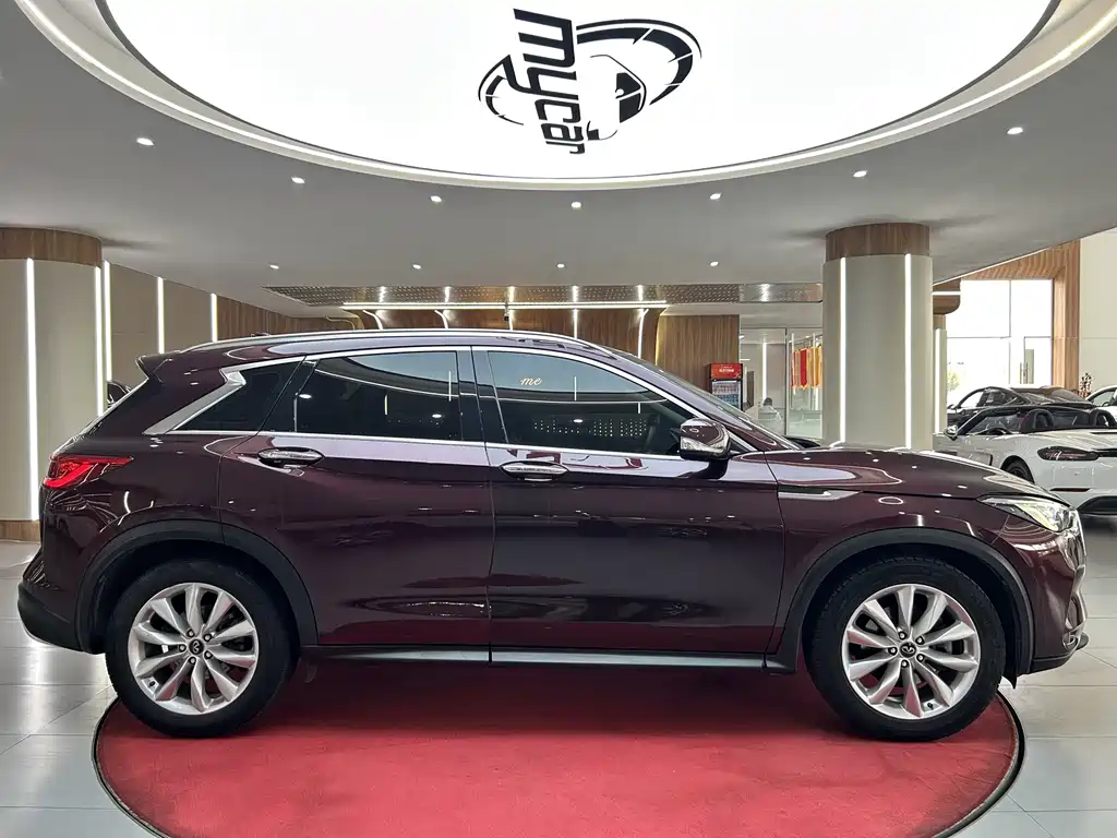 Infiniti QX50 — фото 4