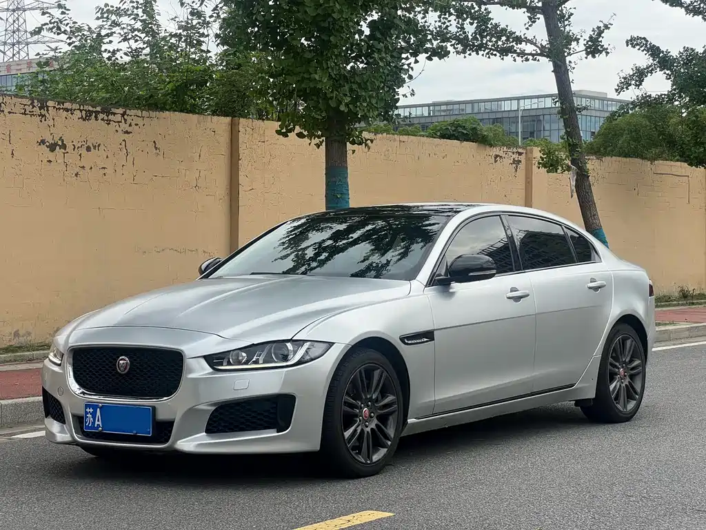 Jaguar XEL — фото 3