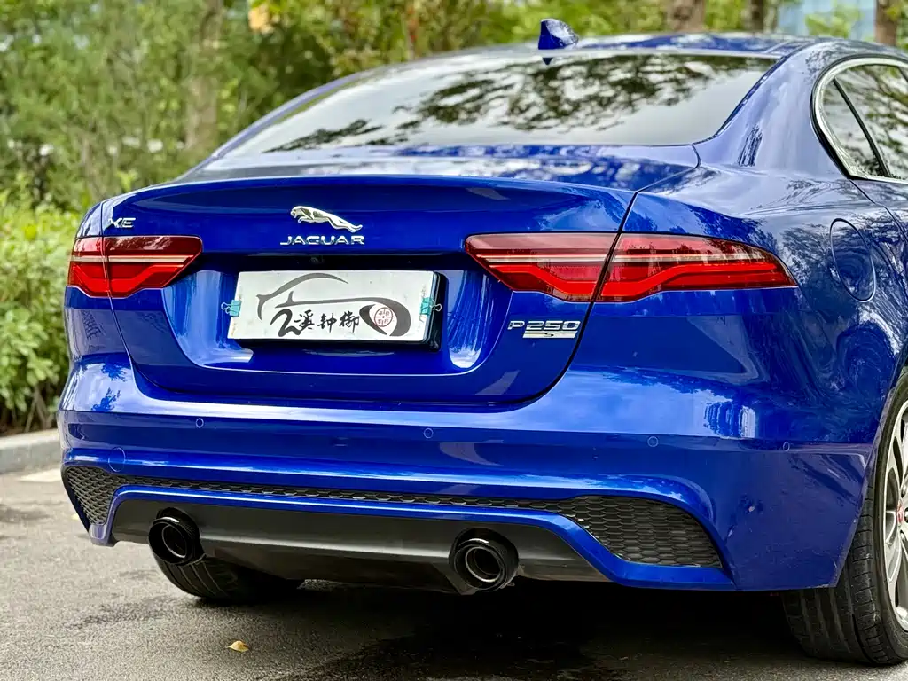 Jaguar XEL — фото 10