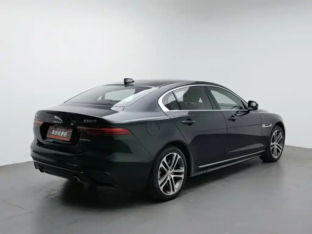 Jaguar XEL — фото 2