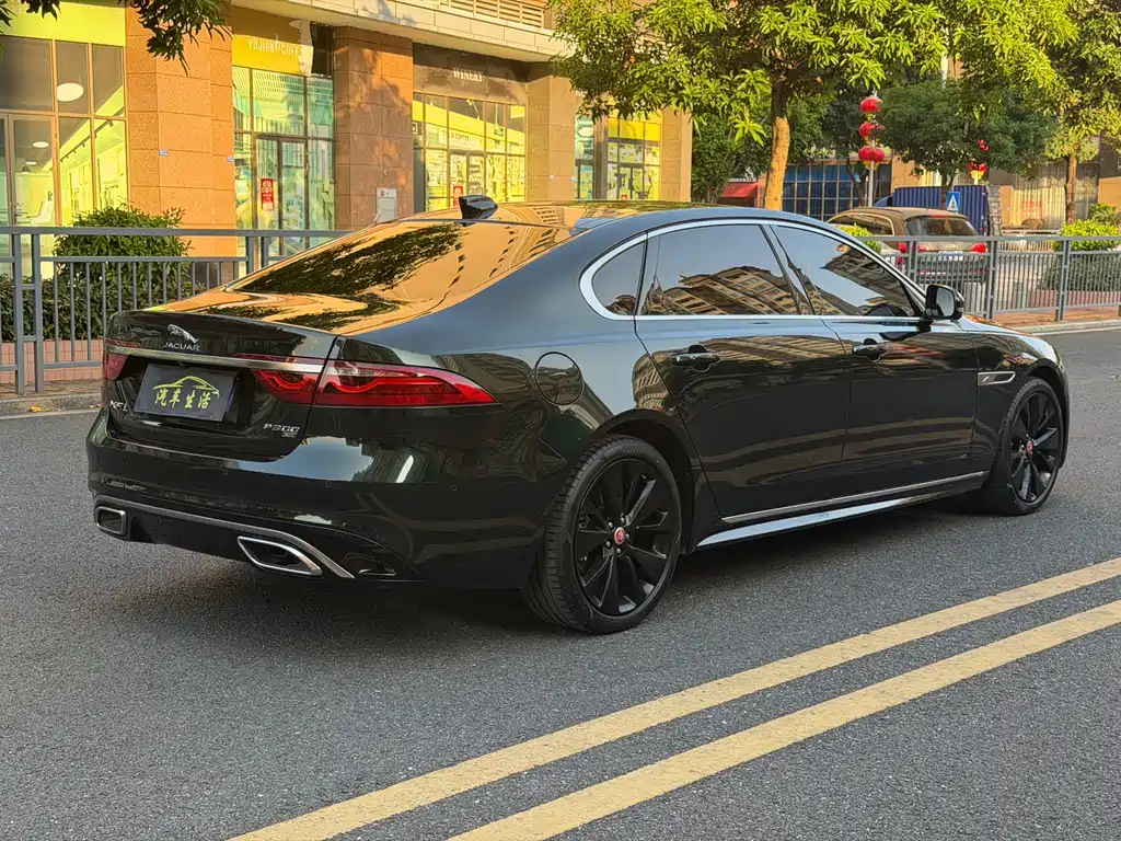 Jaguar XFL — фото 4