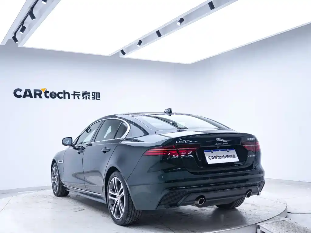 Jaguar XEL — фото 10