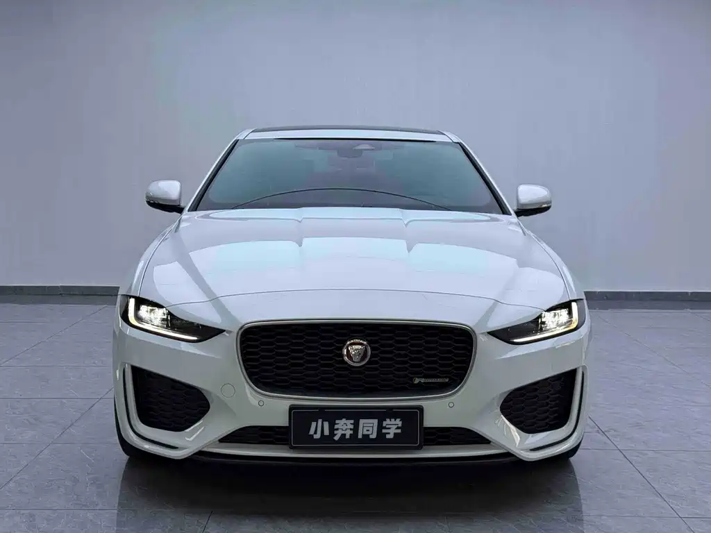Jaguar XEL — фото 2