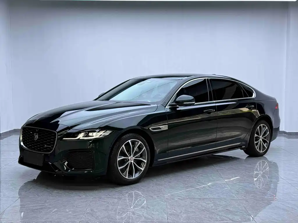 Jaguar XFL