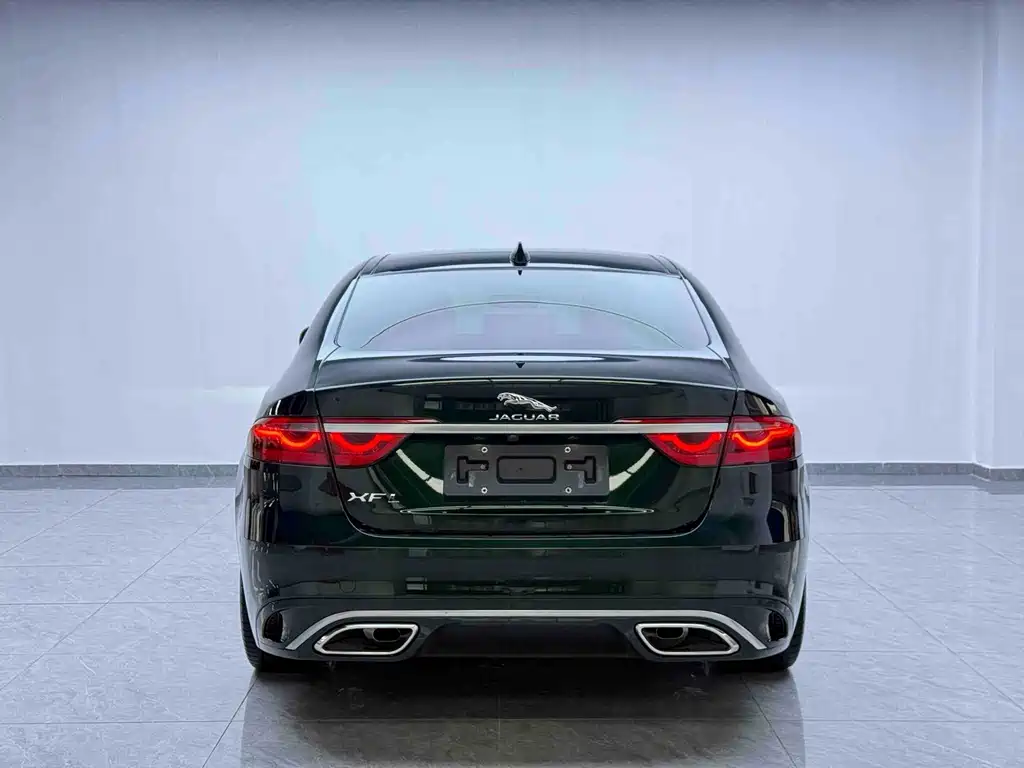 Jaguar XFL — фото 11
