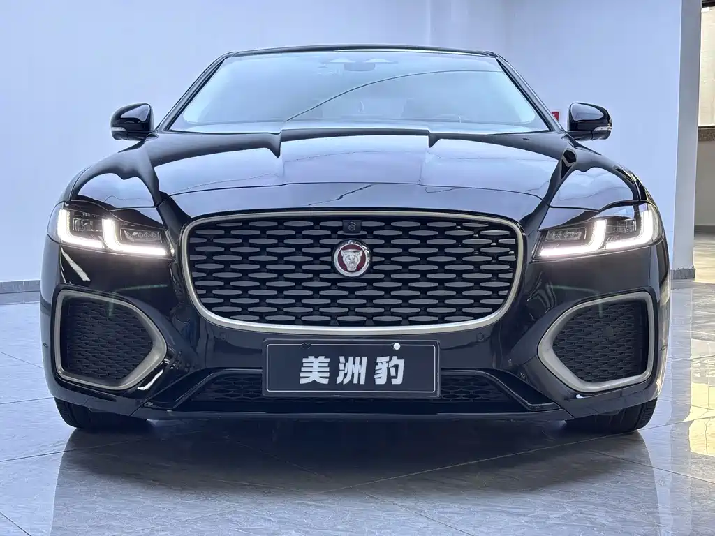 Jaguar XFL — фото 2