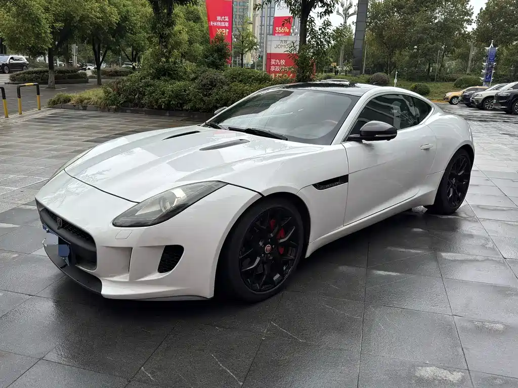 Jaguar F-TYPE