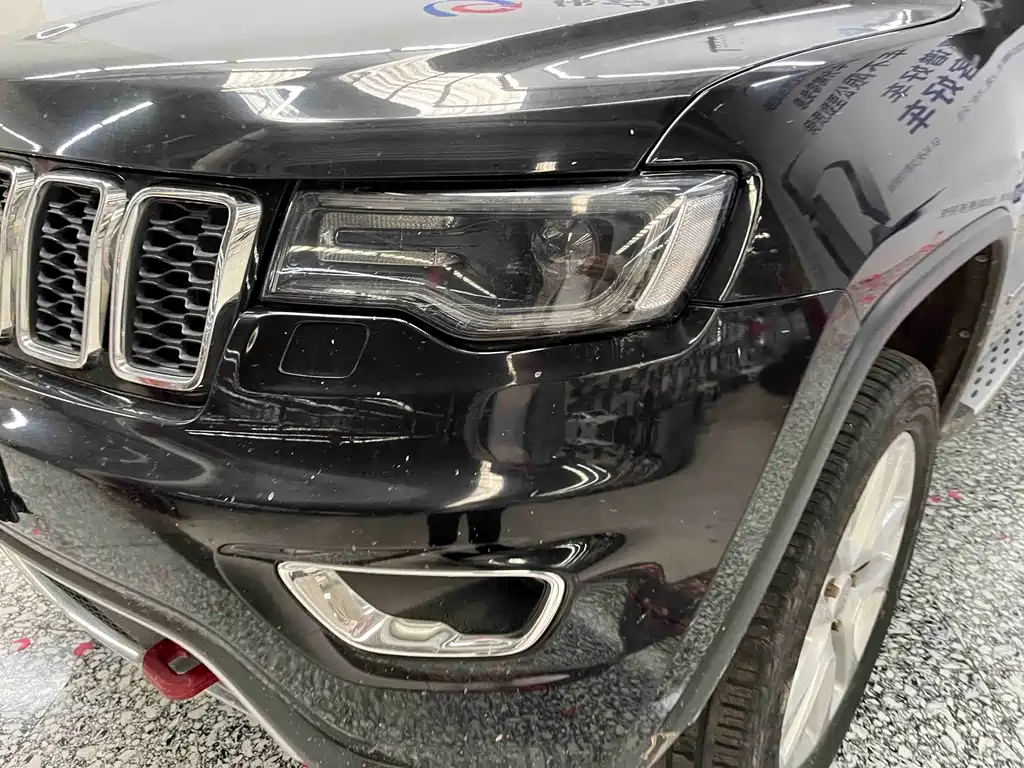Jeep Grand Cherokee (Import) — фото 4