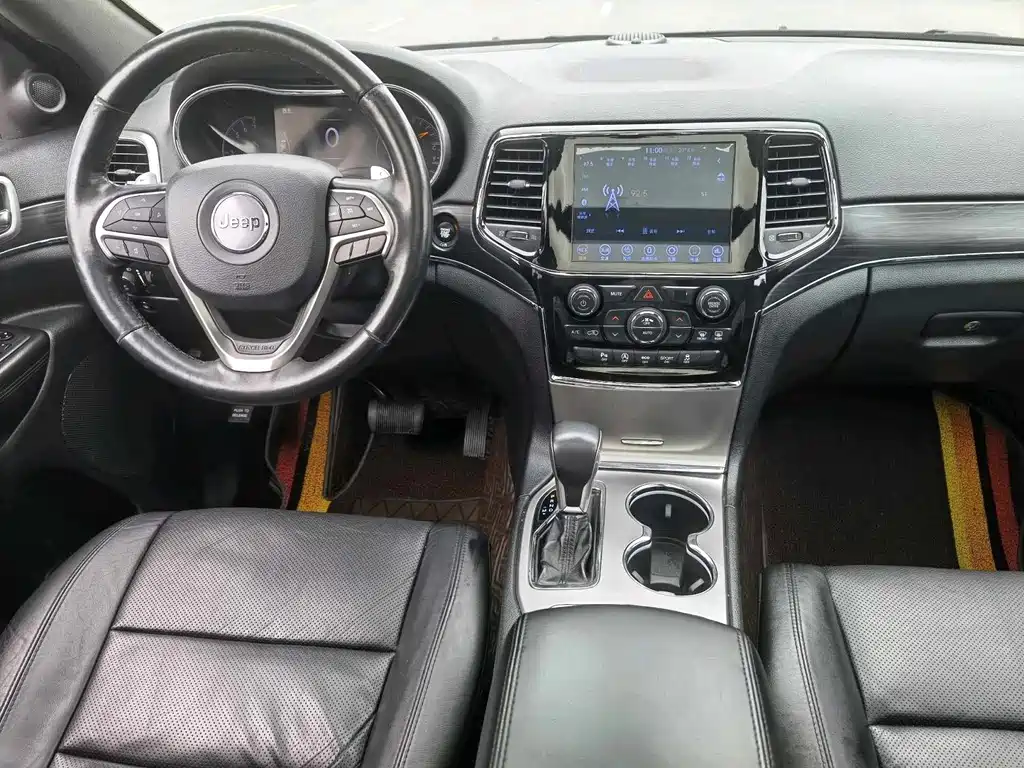Jeep Grand Cherokee (Import) — фото 8
