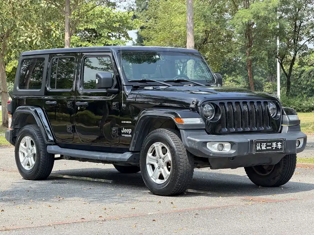 Jeep Wrangler — фото 3