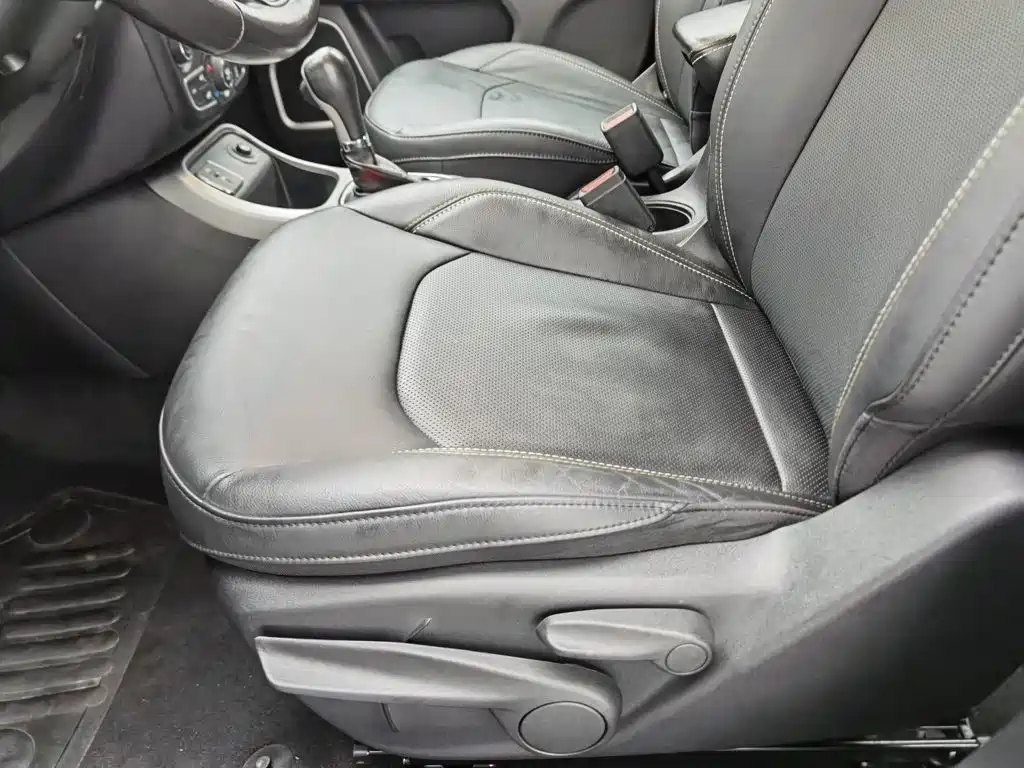 Jeep Compass — фото 20