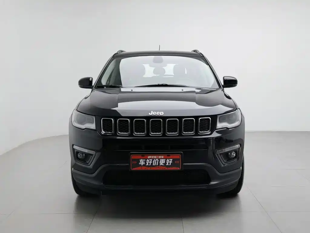 Jeep Compass — фото 3