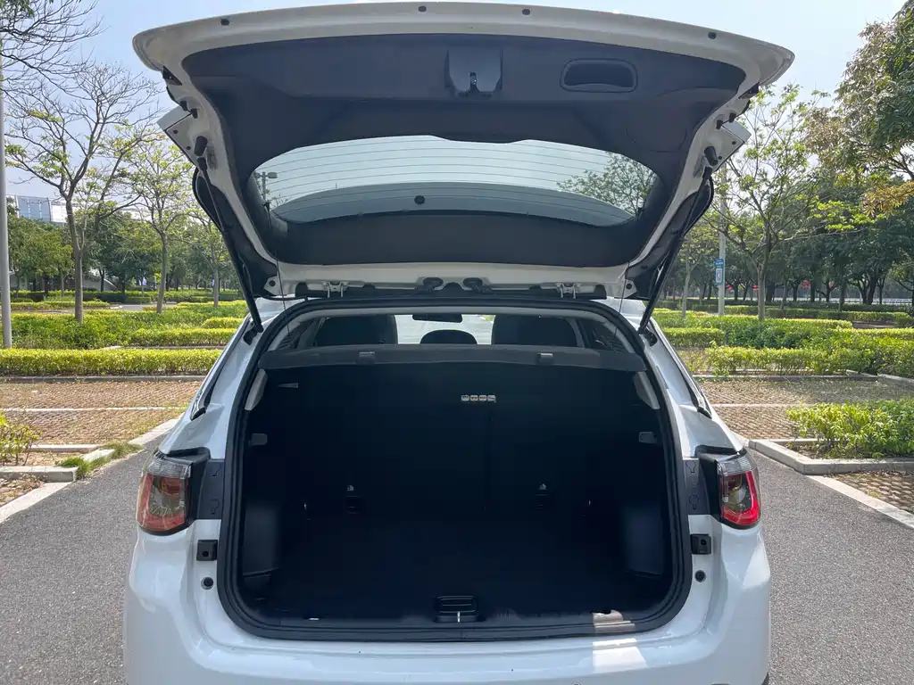 Jeep Compass — фото 11