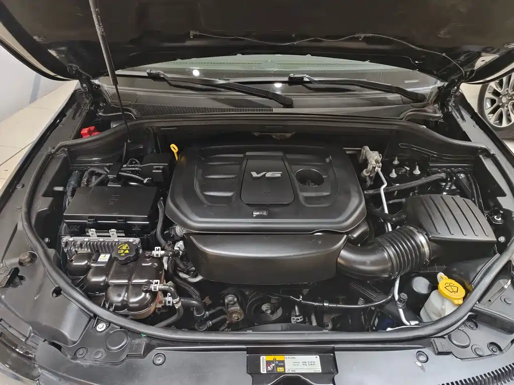 Jeep Grand Cherokee (Import) — фото 19
