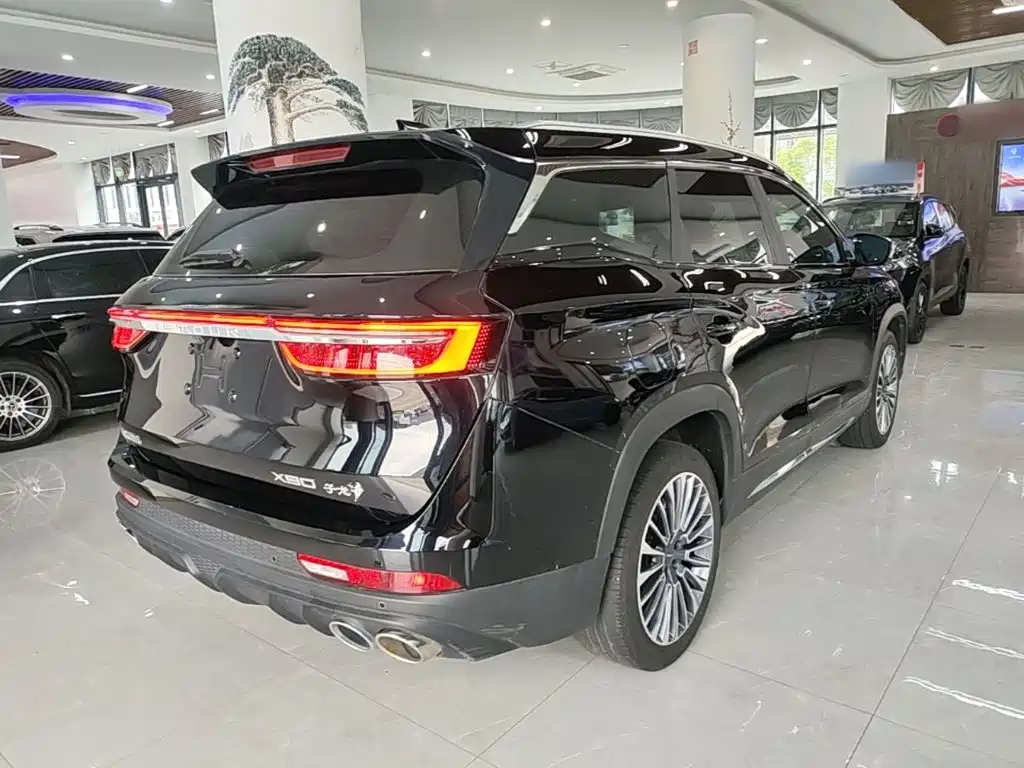 Jetour X90 — фото 7