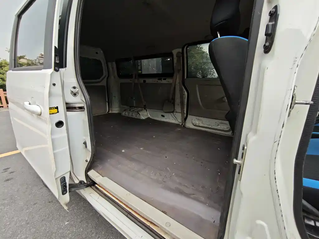 Jinbei Hiace EV — фото 11