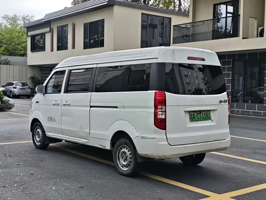 Jinbei Hiace EV — фото 5
