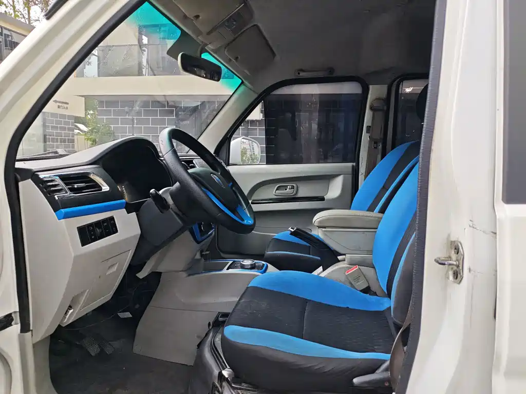 Jinbei Hiace EV — фото 7