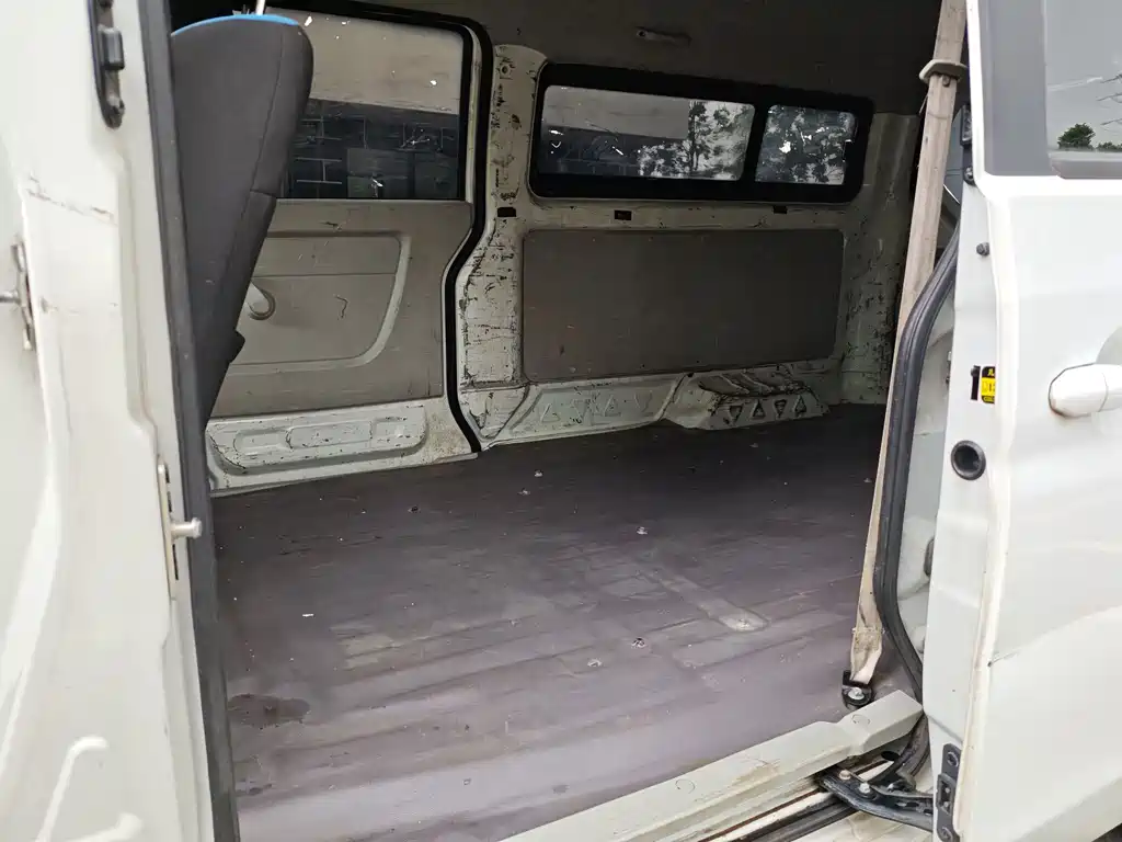 Jinbei Hiace EV — фото 9