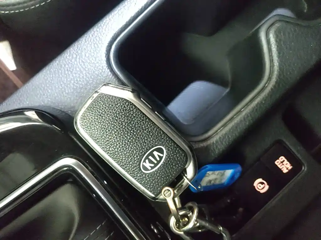Kia Sportage — фото 9