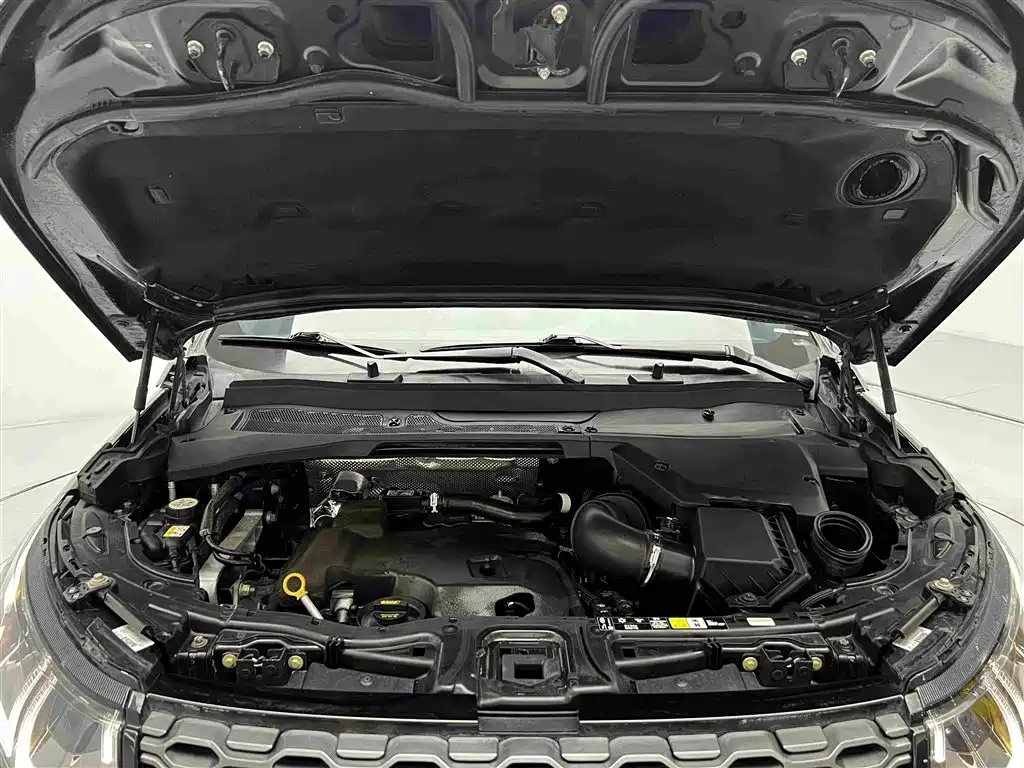 Land Rover Discovery Sport — фото 4