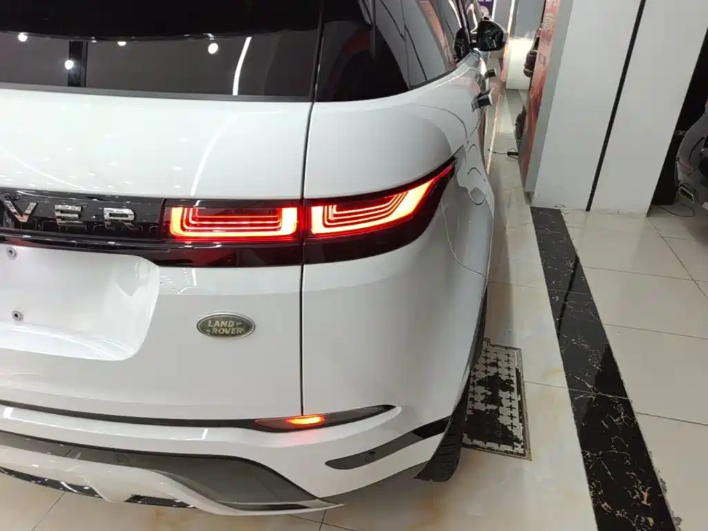 Land Rover Evoque — фото 8