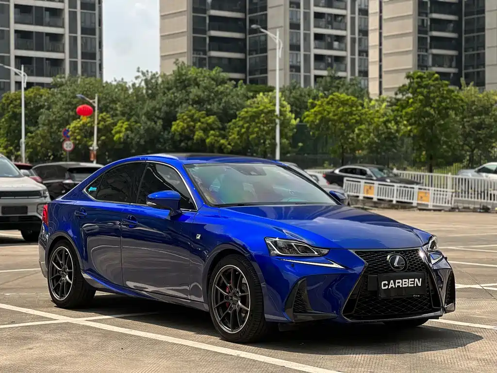 Lexus IS — фото 3