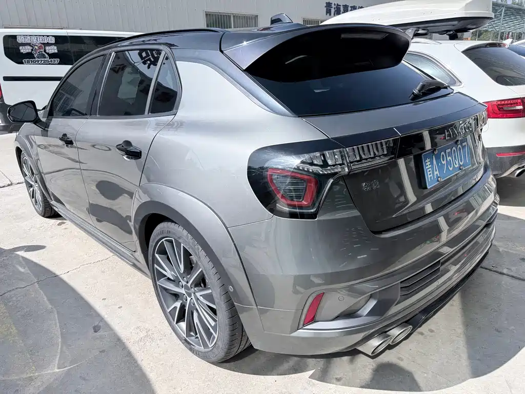 Lynk & Co 02 Hatchback — фото 17