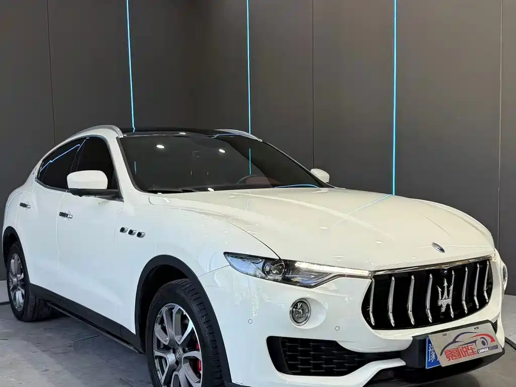 Maserati Levante — фото 3
