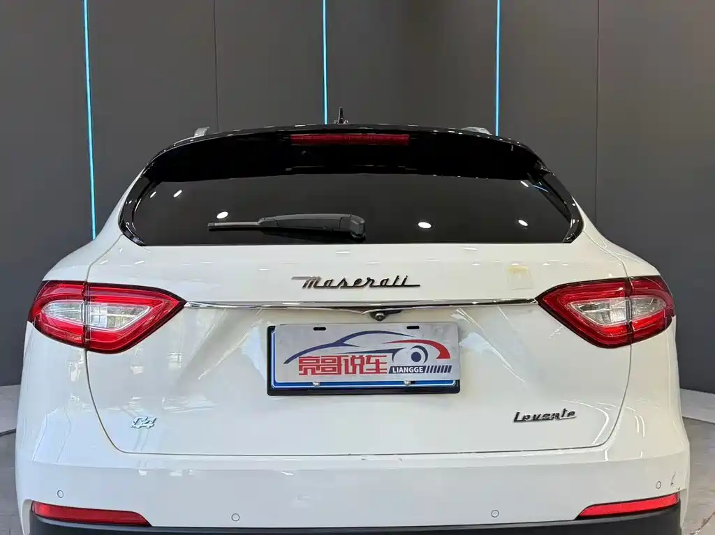 Maserati Levante — фото 7
