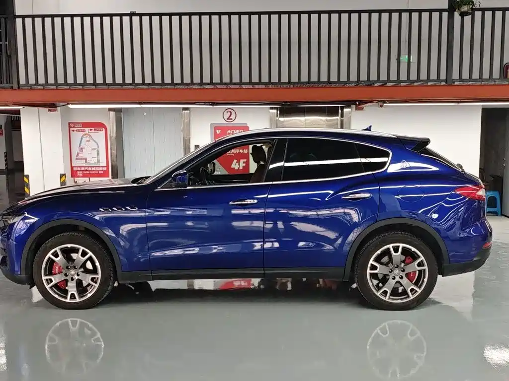 Maserati Levante — фото 3
