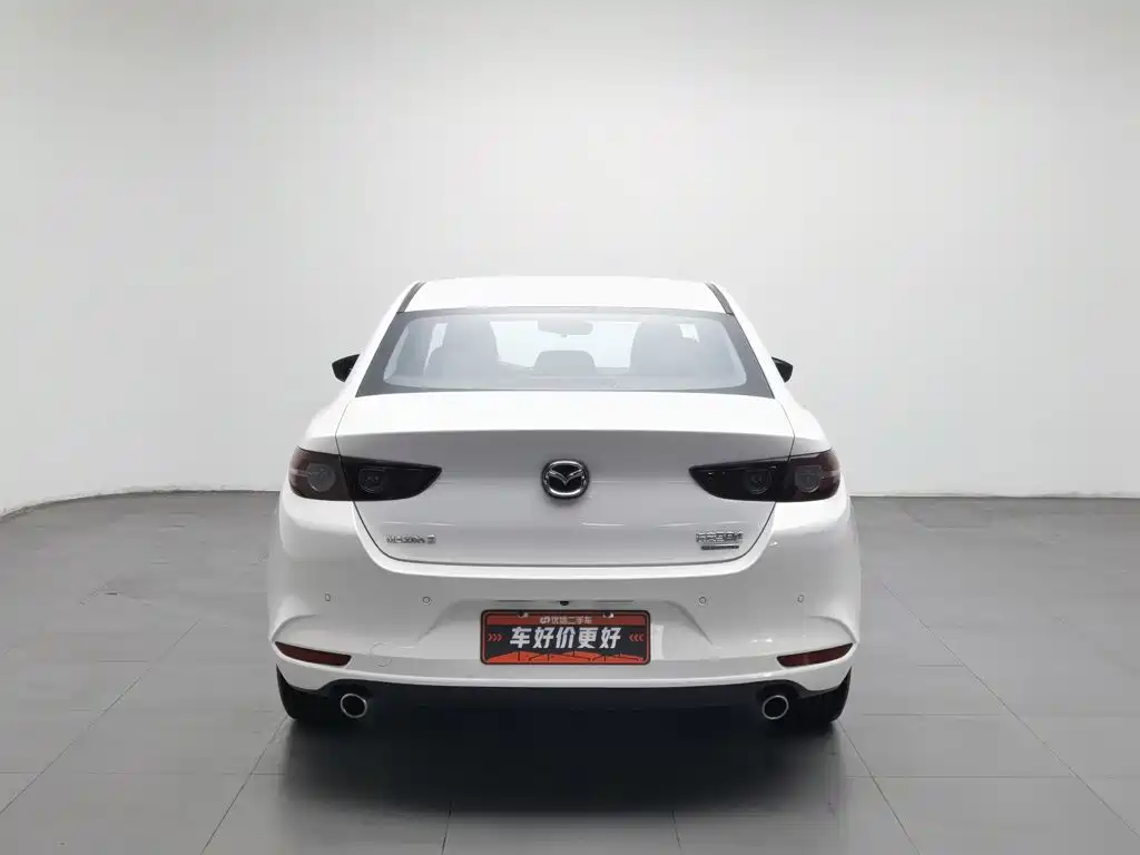 Mazda 3 Axela — фото 4