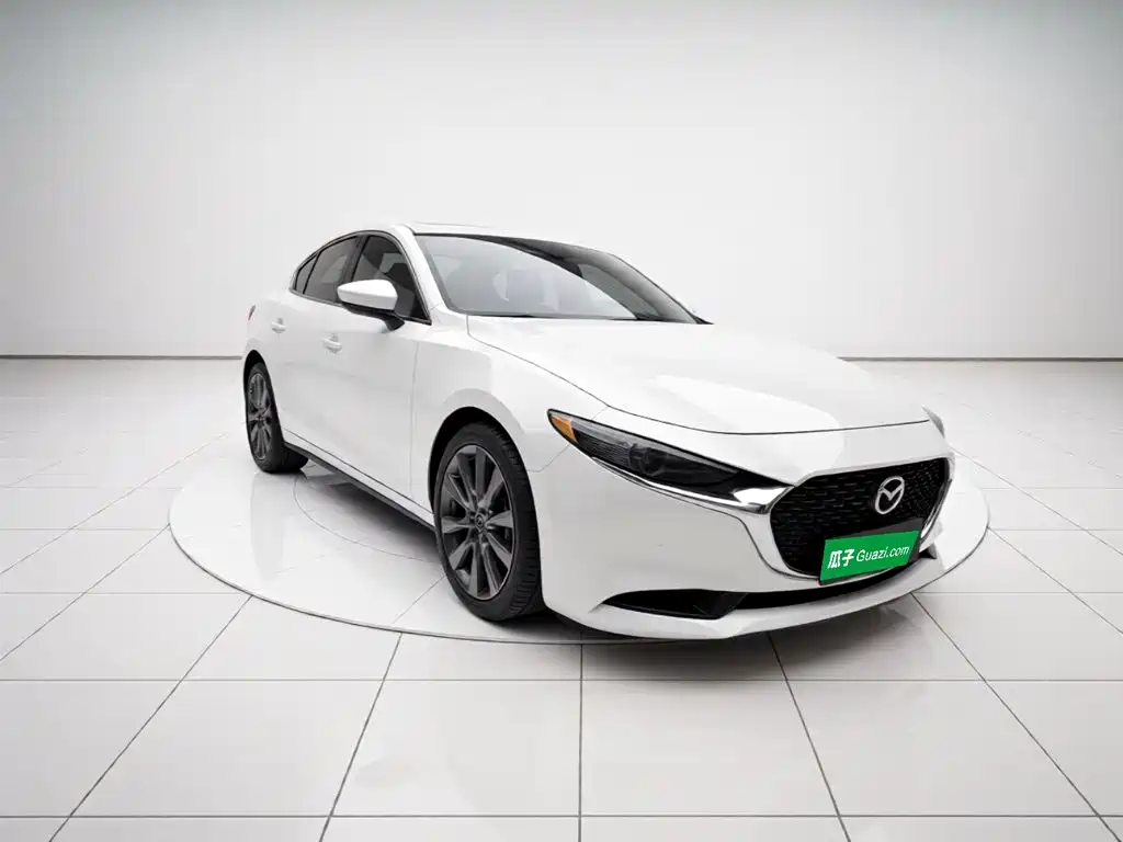 Mazda 3 Axela — фото 3
