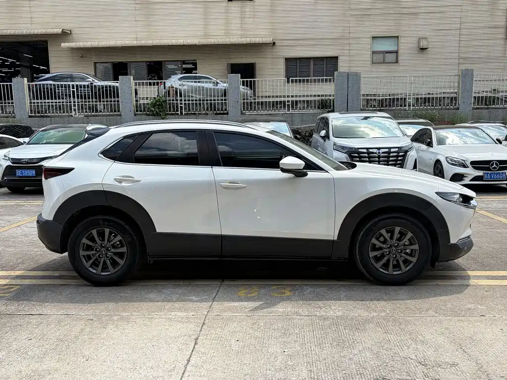 Mazda CX-30 — фото 5