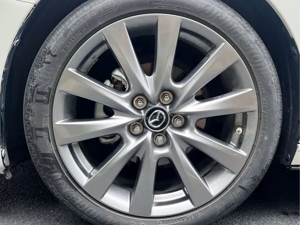 Mazda 3 Axela — фото 10
