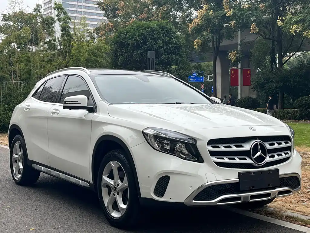 Mercedes-Benz GLA — фото 3