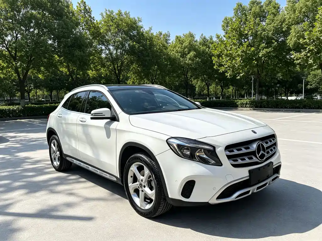 Mercedes-Benz GLA — фото 4