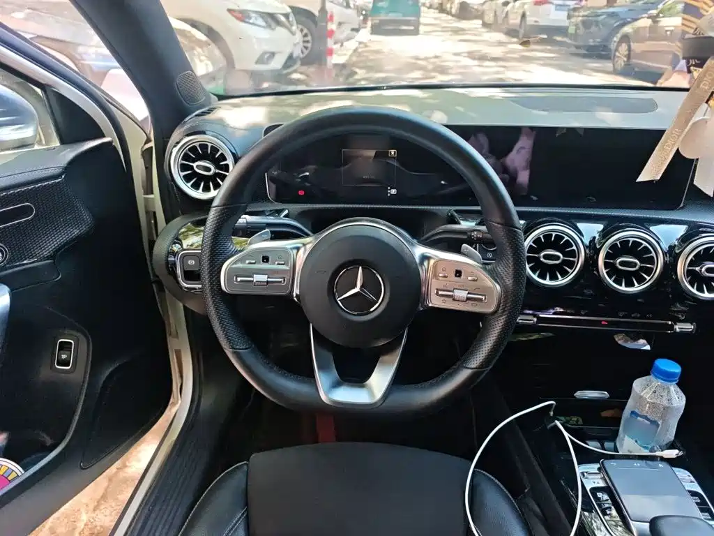 Mercedes-Benz A-Class — фото 11