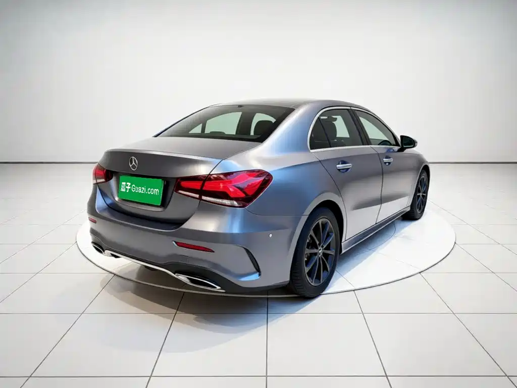 Mercedes-Benz A-Class — фото 6