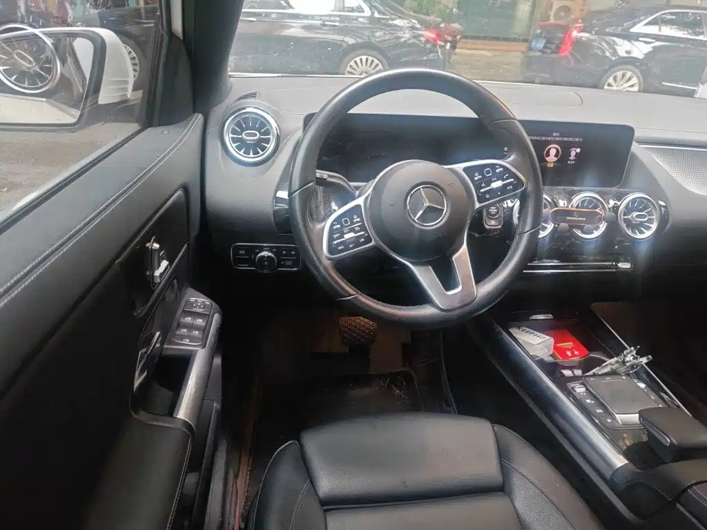 Mercedes-Benz GLA — фото 11