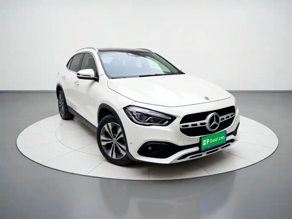 Mercedes-Benz GLA — фото 3