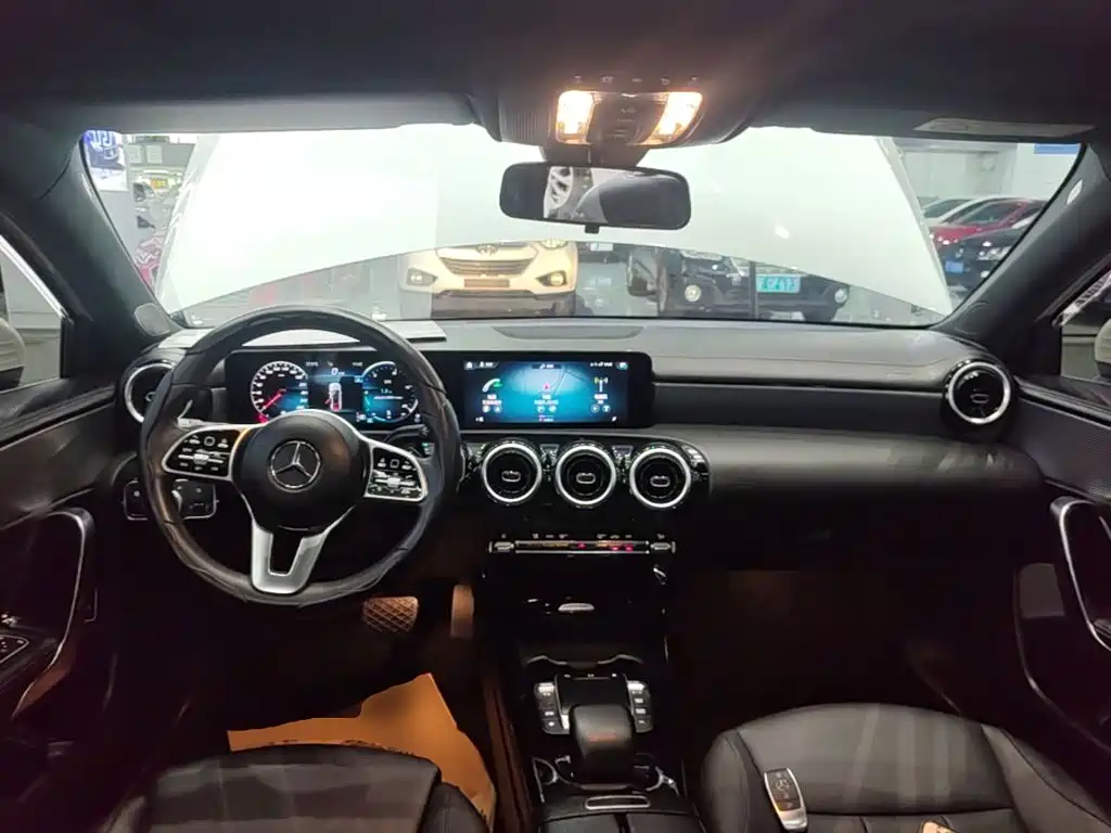 Mercedes-Benz A-Class — фото 10