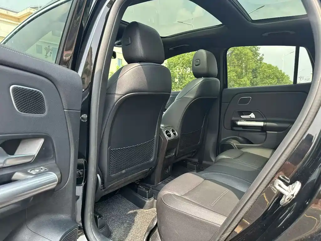 Mercedes-Benz GLA — фото 5
