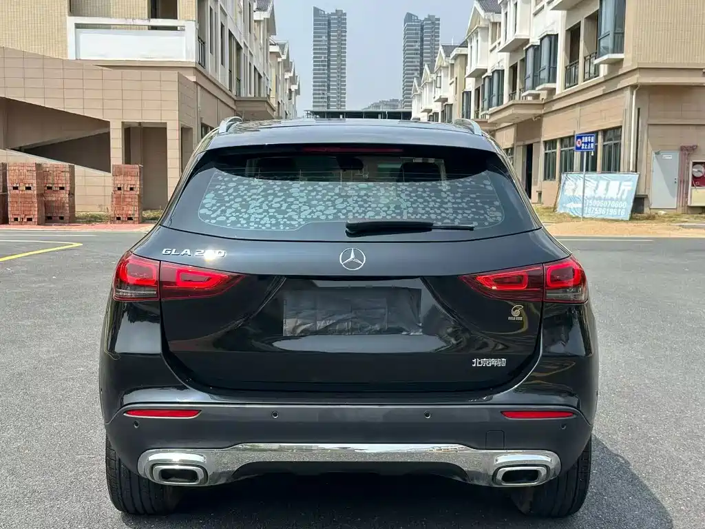 Mercedes-Benz GLA — фото 8