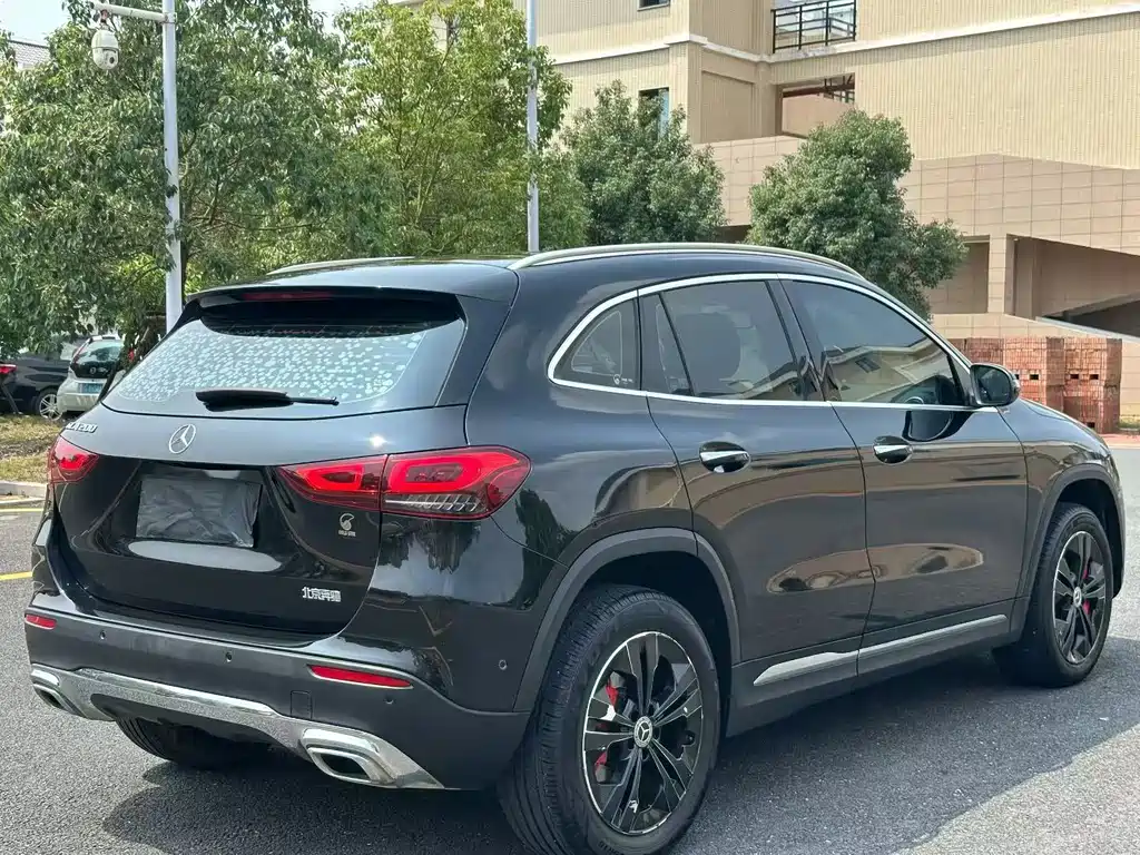 Mercedes-Benz GLA — фото 9