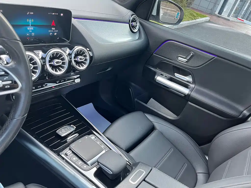 Mercedes-Benz GLA — фото 9
