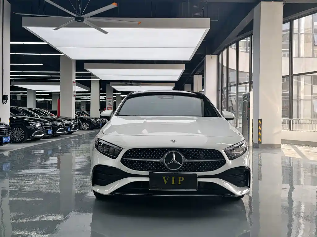 Mercedes-Benz A-Class — фото 2