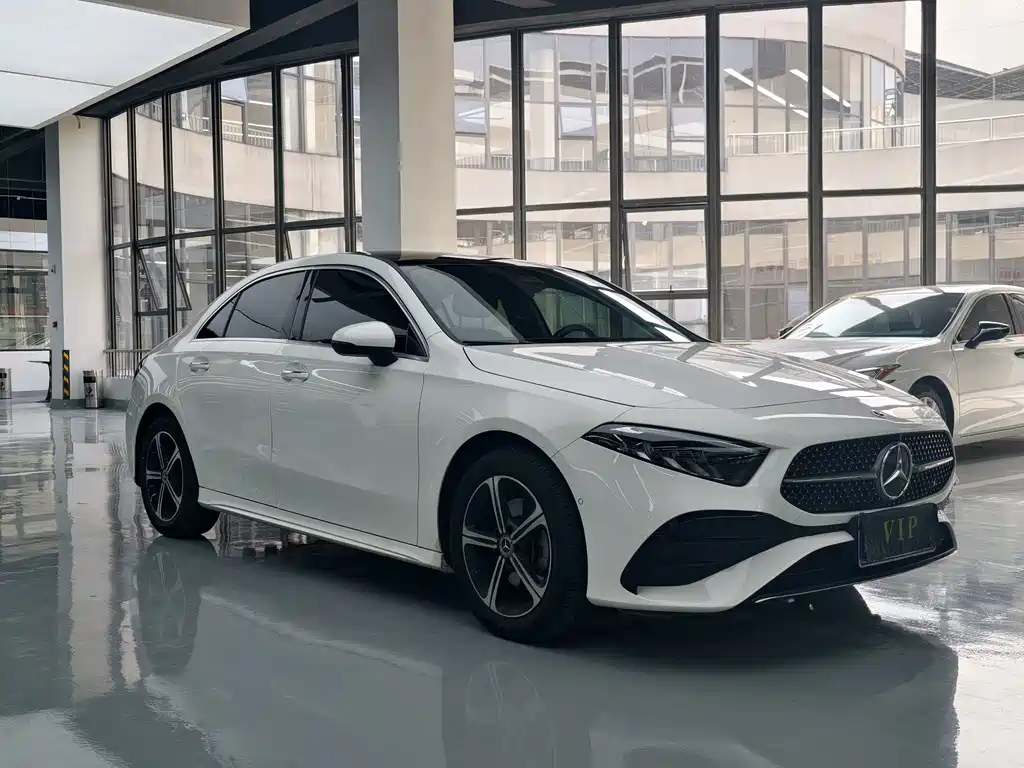 Mercedes-Benz A-Class — фото 3