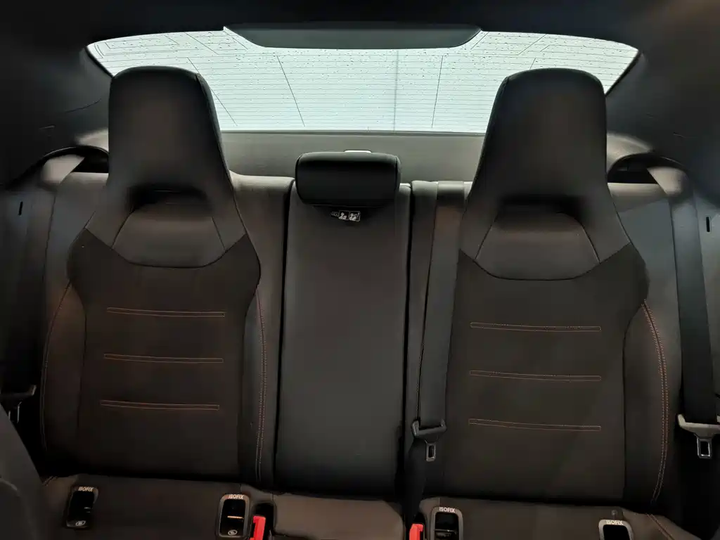 Mercedes-Benz CLA (Import) — фото 10